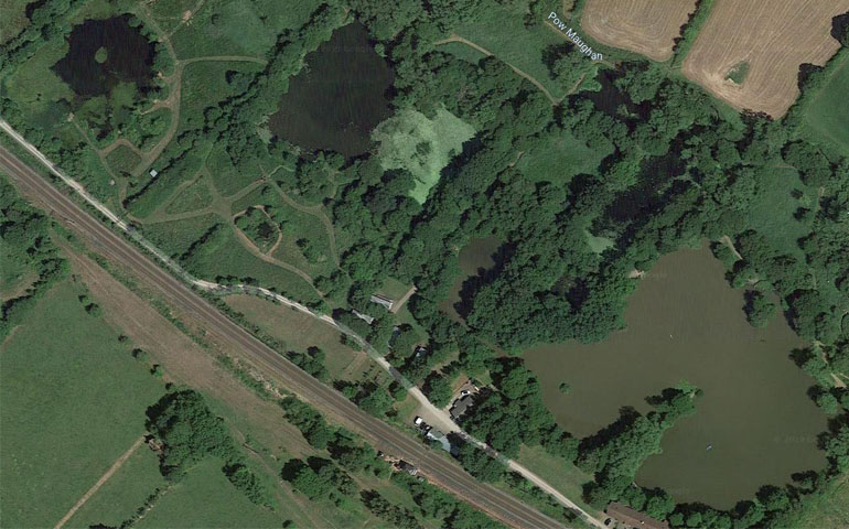 loinsdlae park satellite view